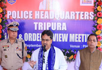 review and reopen unsolved murder cases cm tells police